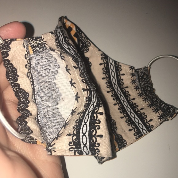 FREE WITH ANY PURCHASE Handmade 2 Ply Facemask - Picture 3 of 4